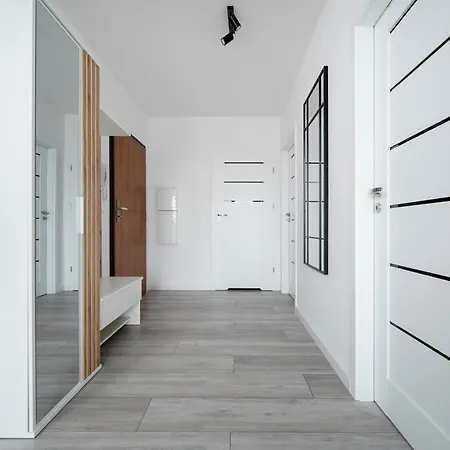 Widzewska Prime By Bookinghost