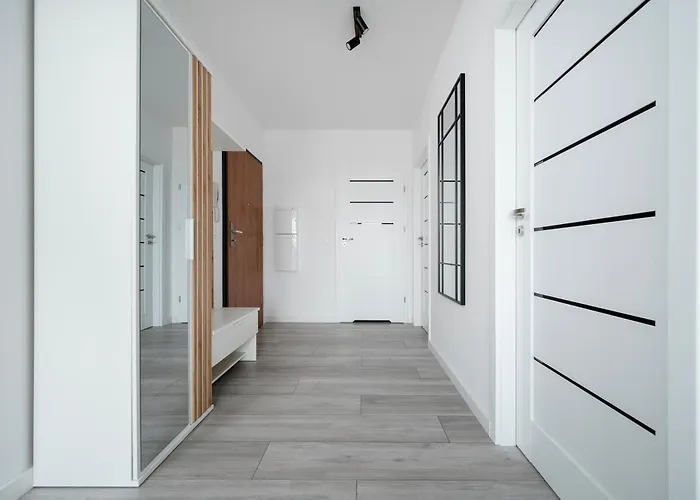 Widzewska Prime By Bookinghost